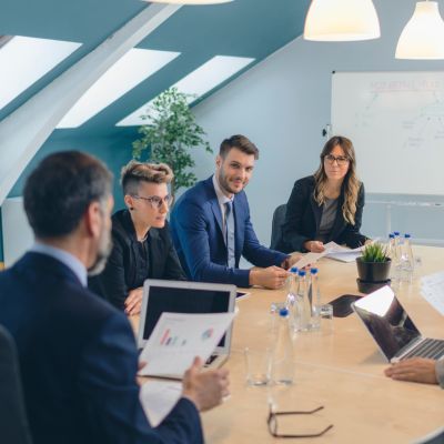 多账号家庭共享